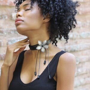 Antique silver plated Flower Design Chocker Necklace